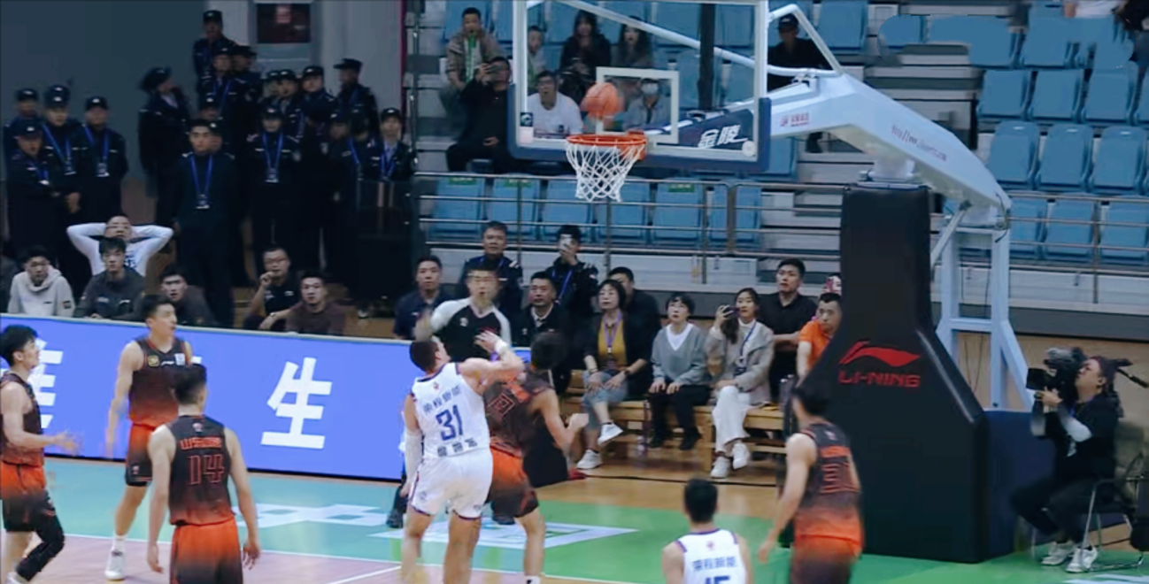 ayxsport-加时末段欧篮联焦点战，勒沃库森绝杀压哨，目标明确，心理建设被强调(拜仁62大胜勒沃库森)