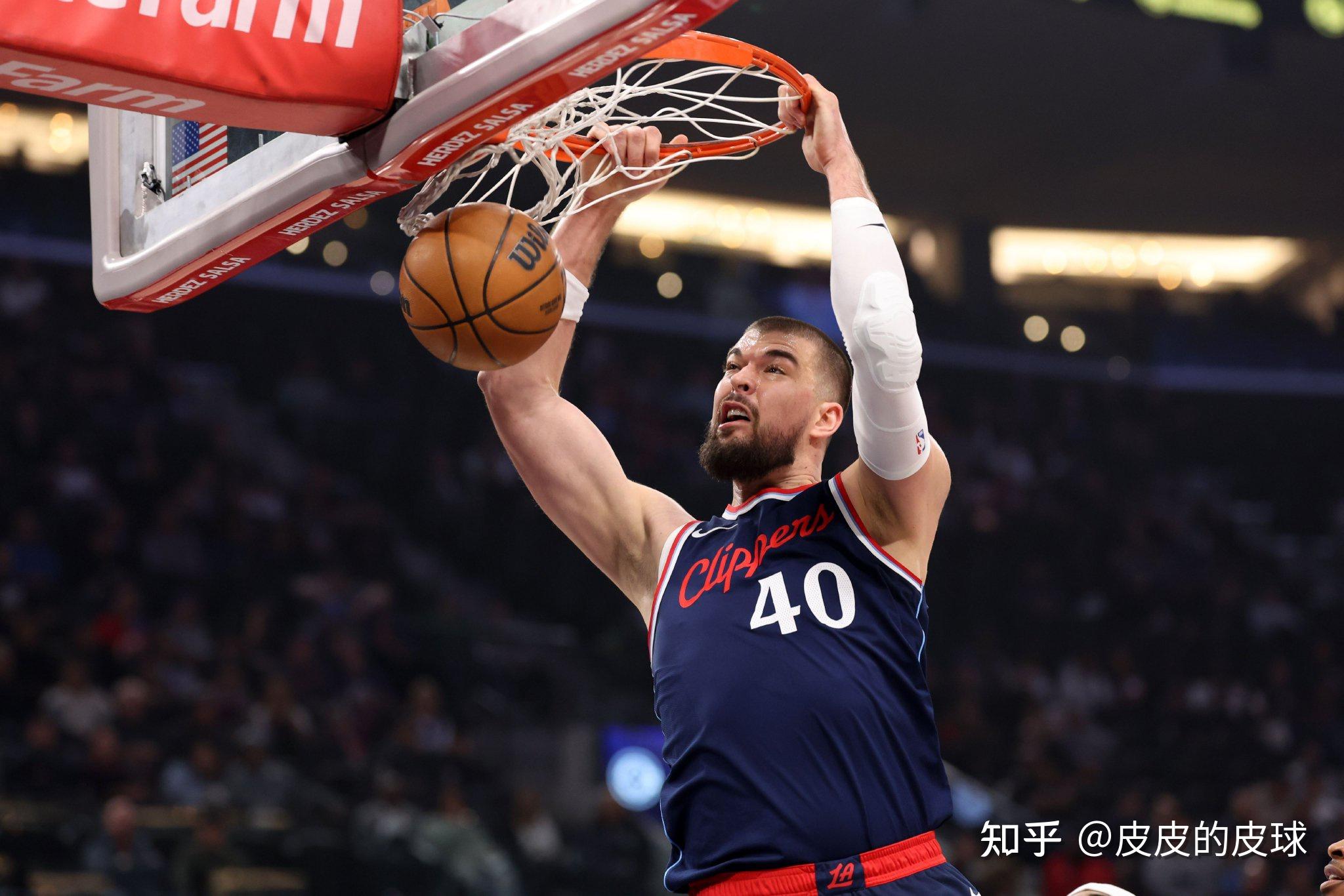 爱游戏官网-金州勇士今晚内部沟通；志在欧篮联名次提升；气氛紧张；轮换策略成焦点的简单介绍