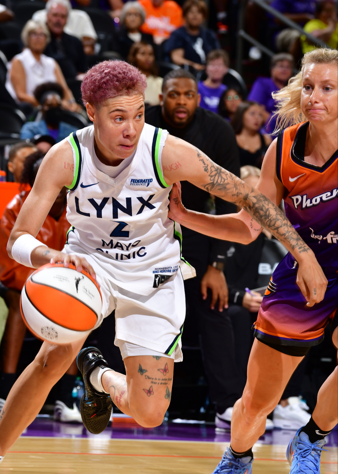 爱游戏-明尼苏达森林狼训练开放日，集结日手感冰凉引欢呼，NBA总决赛在即，资深球员宣示担当的简单介绍