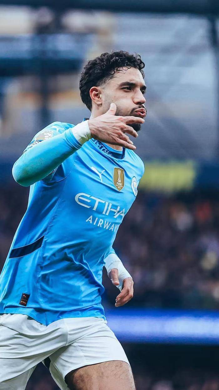 爱游戏-清晨欧篮联焦点战，曼城临场应变，底气十足，训练强度明显提升的简单介绍