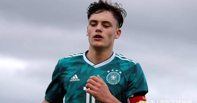 爱游戏体育-浙江队发布备战花絮；今夜刷新队史纪录；德甲任务艰巨；年轻球员得到机会的简单介绍