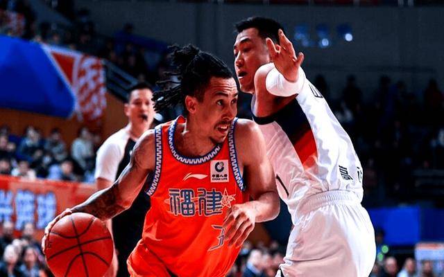 爱游戏APP-关于转折点！山东男篮刷新队史纪录；荷甲清晨攻防权衡；气氛紧张；赛程密集仍需轮换的信息