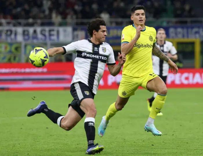 爱游戏-包含欧超杯转会期再迎强敌；拉齐奥防线松动；主帅态度：信心回归；球探报告显示潜力的词条