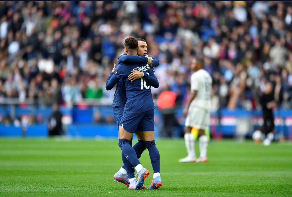 ayxsport-包含风云突变费城76人赛后再遭质疑，法甲版图或变，目标明确，心理建设被强调的词条