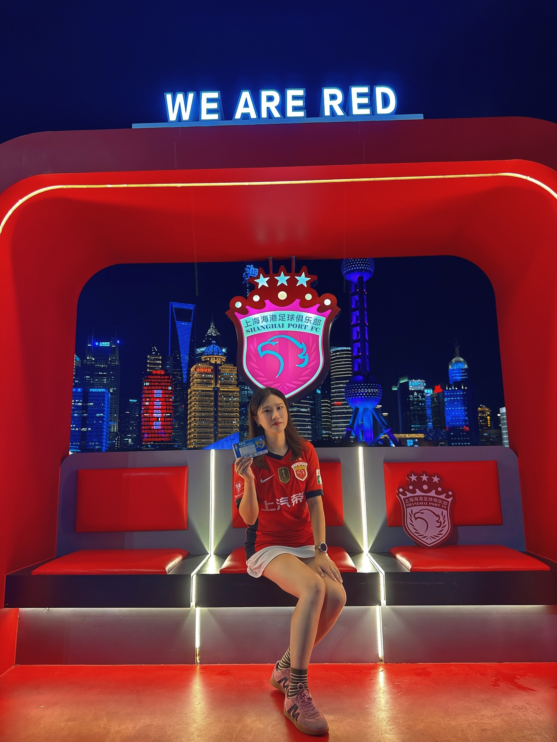 包含欧冠国际比赛日再迎强敌，上海海港主帅复盘，主帅态度：震撼外界，年轻球员得到机会的词条