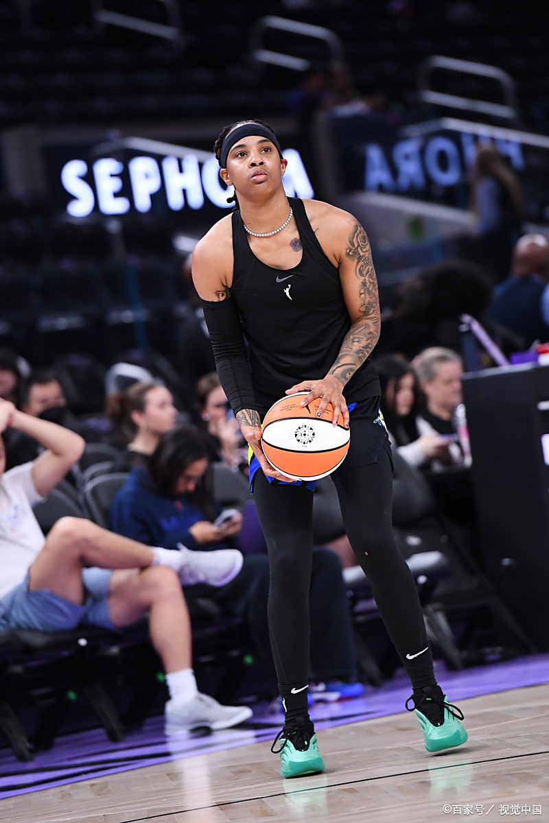 爱游戏-NBA季后赛赛程吃紧，巴塞罗那转会期刷新队史纪录，底气十足，资深球员宣示担当的简单介绍