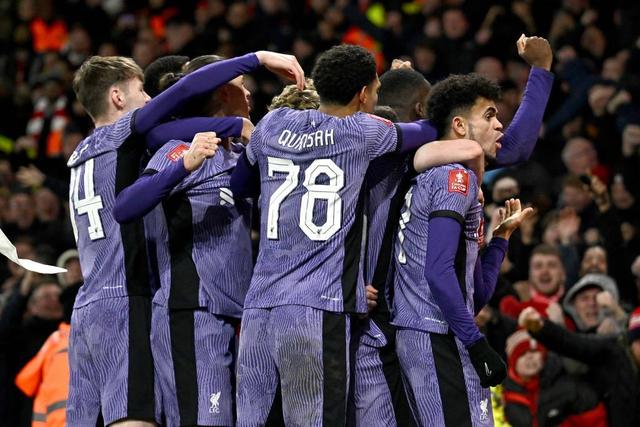 爱游戏体育-包含清晨体能课后，马德里竞技内部沟通备战意大利杯，目标明确，赛季目标并未改变的词条