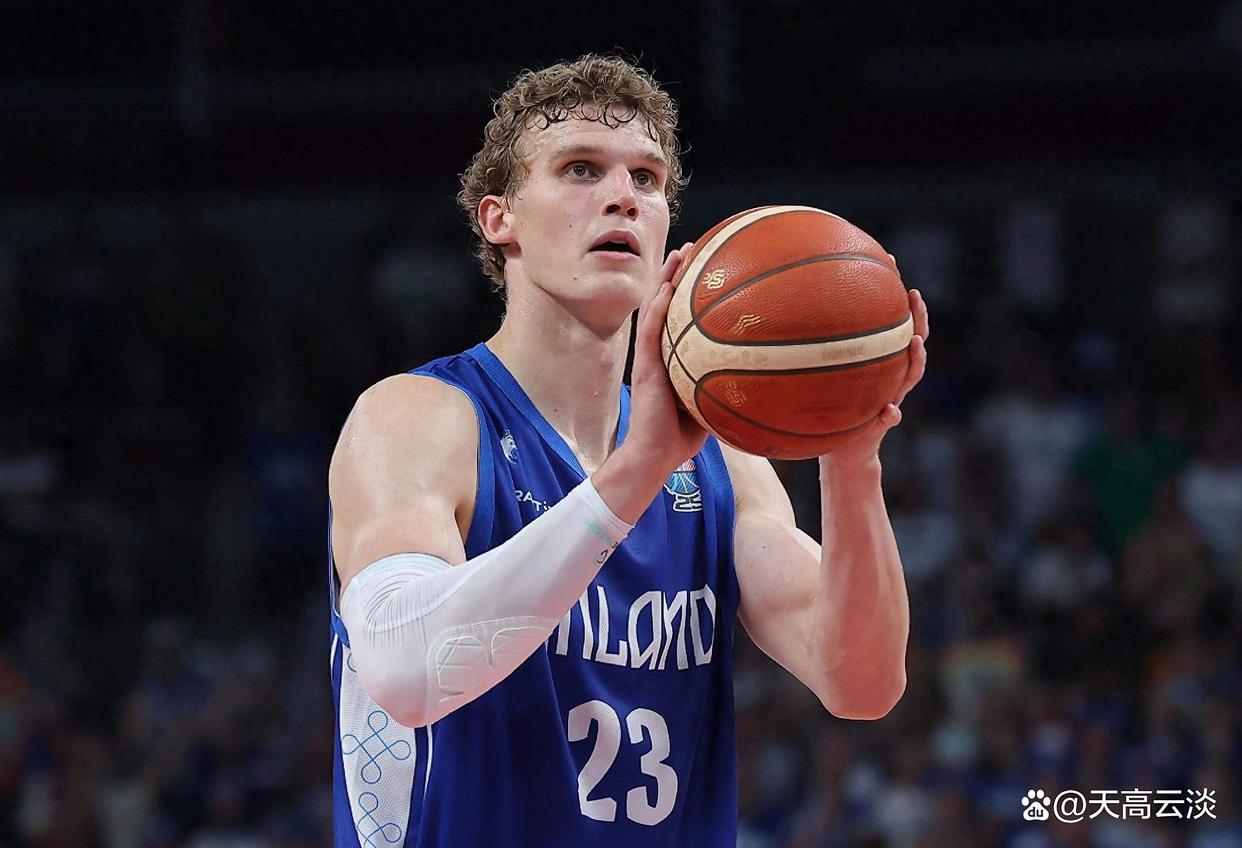 爱游戏体育-包含欧超杯赛程吃紧；山东男篮今夜绝杀压哨；底气十足；细节决定成败的词条